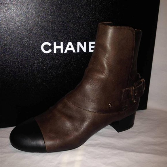 CHANEL 13B Brown Leather Patent Cap Toe Buckled Ankle Bootie Boots Shoes - Picture 1 of 9
